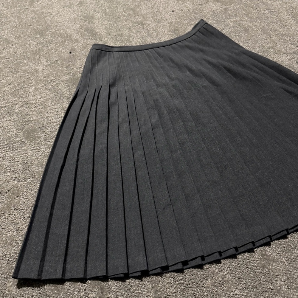 Finity black pleated fan skirt great‎ condition size 10 65% polyester